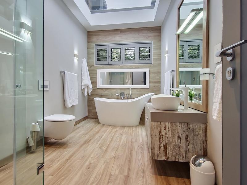 5 Bedroom Property for Sale in Bakoven Western Cape